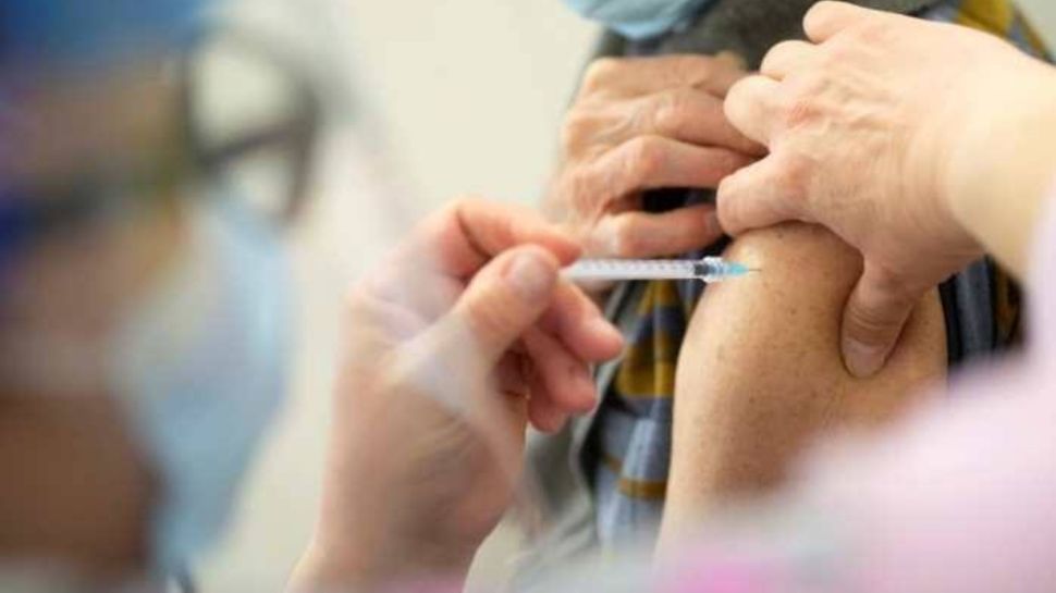 Coronavirus: दुनिया में कब आसानी से उपलब्ध होंगे कोरोना रोधी टीके ?