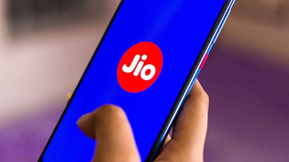 Jio ग्राहकों के लिए खुशखबरी, इन यूजर्स को मिलेगा Free टॉकटाइम