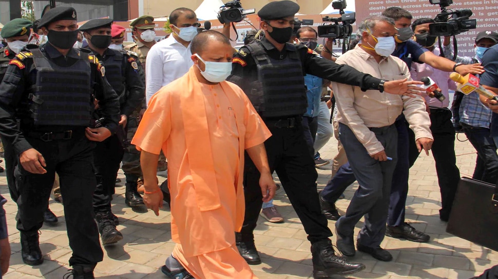 CM योगी कल गौतमबुद्ध नगर, मेरठ, गाजियाबाद का करेंगे दौरा, स्वास्थ्य सेवाओं का लेंगे जायजा