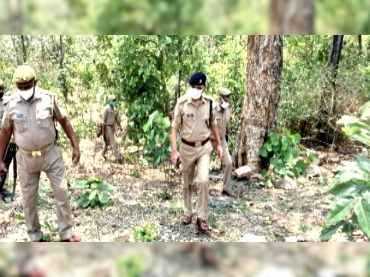 मंदिर गई युवती से दरिंदगी, मंगेतर के सामने तीन युवकों ने किया गैंगरेप, भागकर बचाई जान 