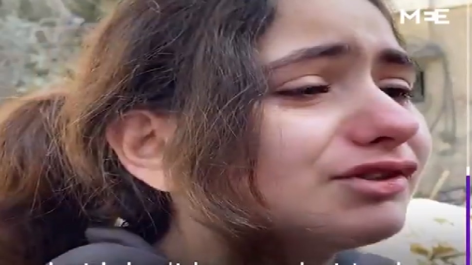 Palestine की इस रोती हुई बच्‍ची का Vidao हुआ Viral, कहा- ऐसा क्‍यों हो रहा