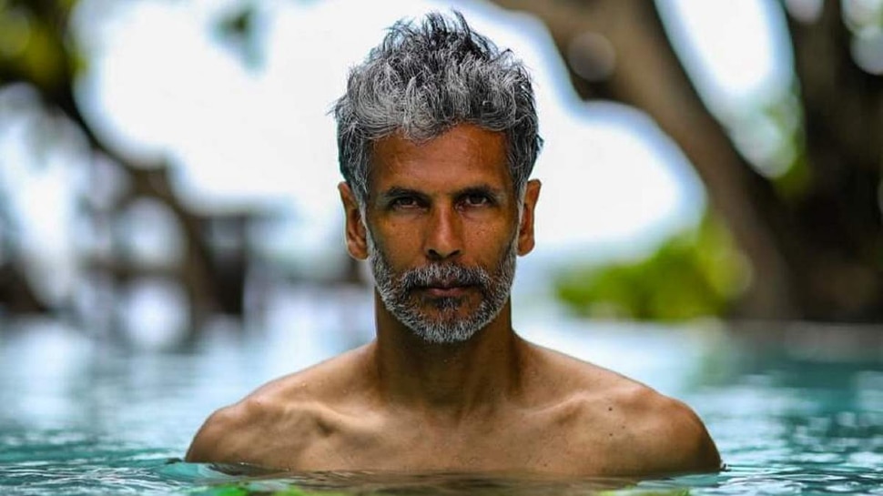 Milind Soman का प्लाज्मा लेने से डॉक्टर्स ने किया इंकार, मायूस होकर लौटे घर