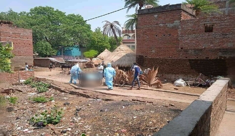 नालंदा में मानवता हुई शर्मसार! शव को लेने जाने के लिए कूड़े वाले ठेले का हुआ प्रयोग