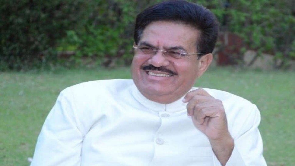 किसानों के लिए अशोक गहलोत सरकार सख्त, मंत्री उदयलाल आंजना ने दिए ये निर्देश किसानों के लिए अशोक गहलोत सरकार सख्त, मंत्री उदयलाल आंजना ने दिए ये निर्देश