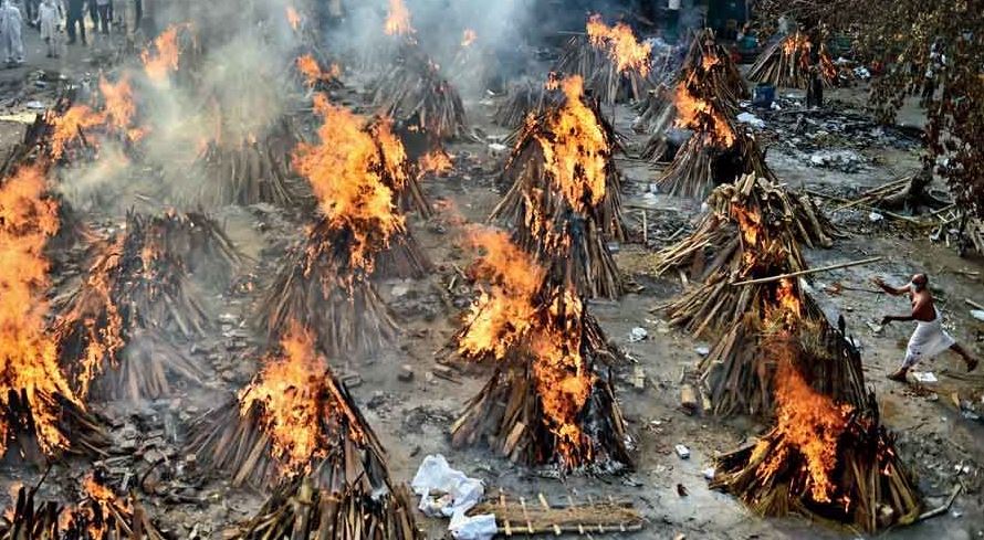 कोरोना ने गाजियाबाद के गांव में मचाया कोहराम, वायरस ने एक महीने में लीं 100 जानें