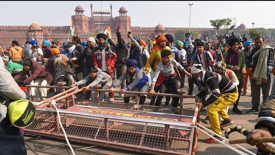 लाल किला हिंसा मामले में चार्जशीट दाखिल, एक्टर दीप सिद्धू समेत 16 लोगों को बनाया गया आरोपी