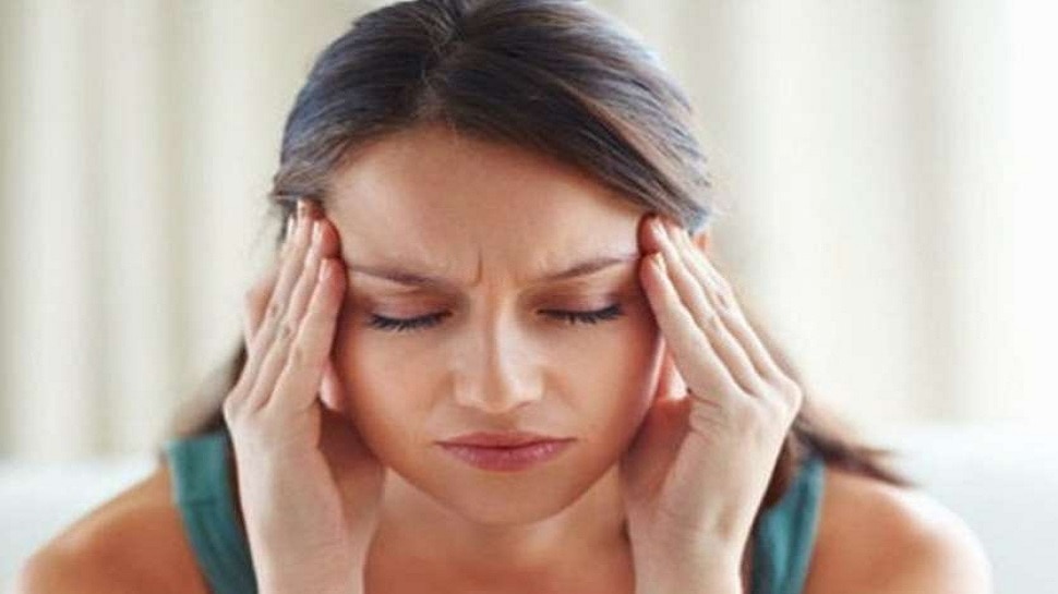 कैसे पहचाने सिरदर्द है या माइग्रेन का दर्द?, जानिए इसके लक्षण और कारण