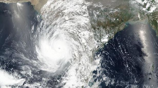 चक्रवाती तूफान में बदला ‘यास’: ओडिशा-बंगाल के लिए 26 मई को खतरे की घंटी!
