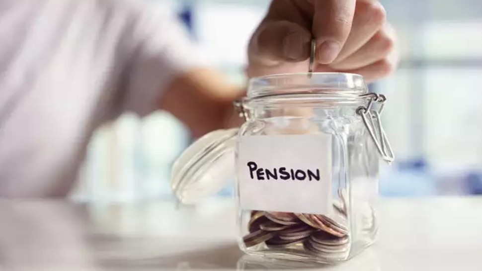 LIC Pension: रिटायरमेंट के बाद मिलेगी 41,500 रुपये की पेंशन! निवेश का पूरा पैसा भी होगा वापस, ये है स्कीम