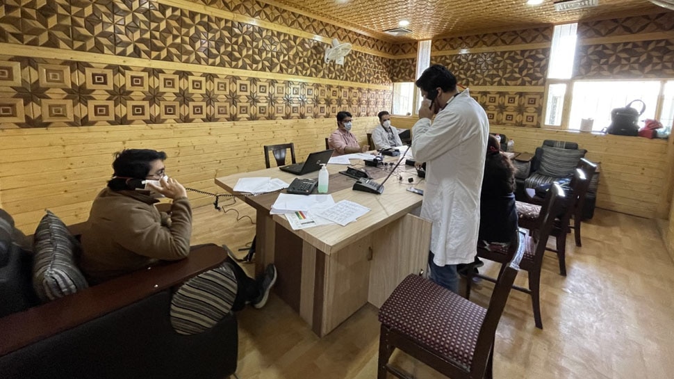 Jammu Kashmir: नॉन-कोविड मरीजों के लिए बड़ी पहल, शेर ए कश्मीर इंस्टिटयूट में बनाया गया Tele Clinic