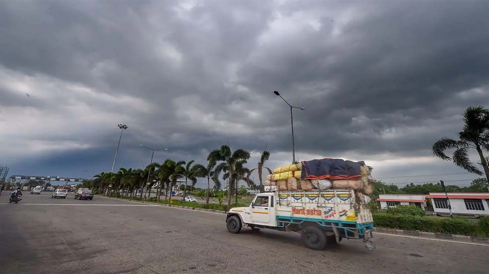 Yaas Cyclone: चक्रवाती तूफान उत्तर प्रदेश में मचा सकता है आफत, मानसून की आमद भी होगी मुतासिर