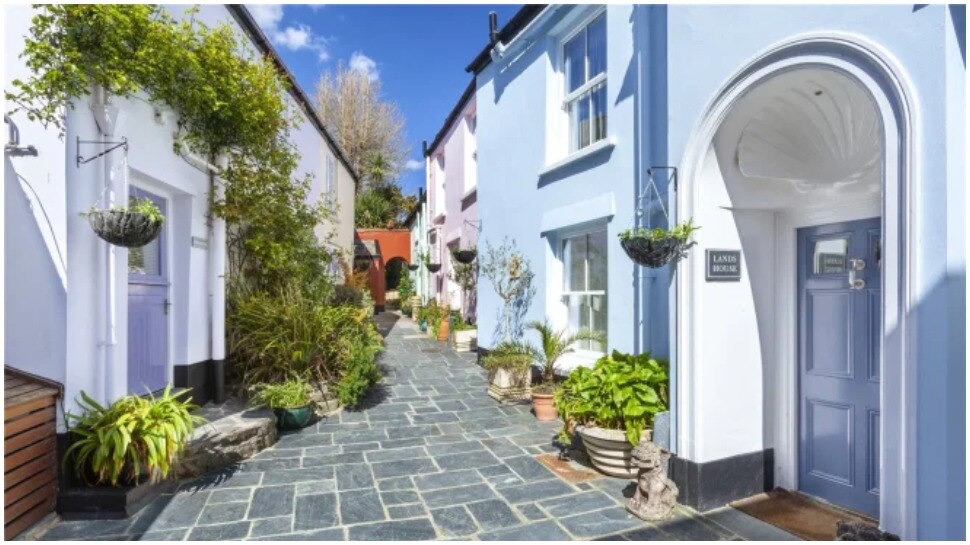 mysterious village within a village viral photos in england appledore