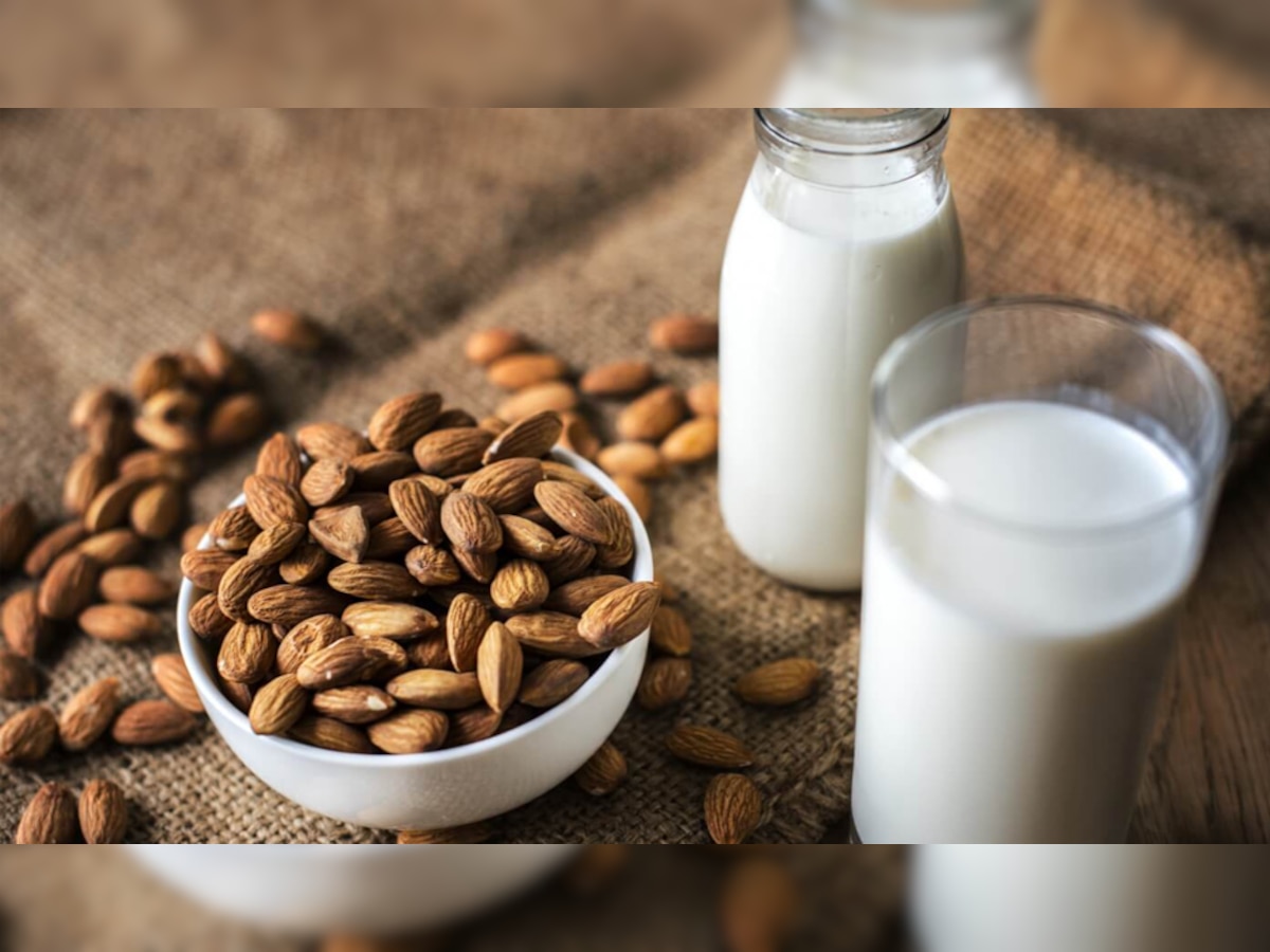 क्या आपने पिया है Vegan Milk? बहुत है इसके फायदे; जानें कैसे आम दूध से होता है अलग