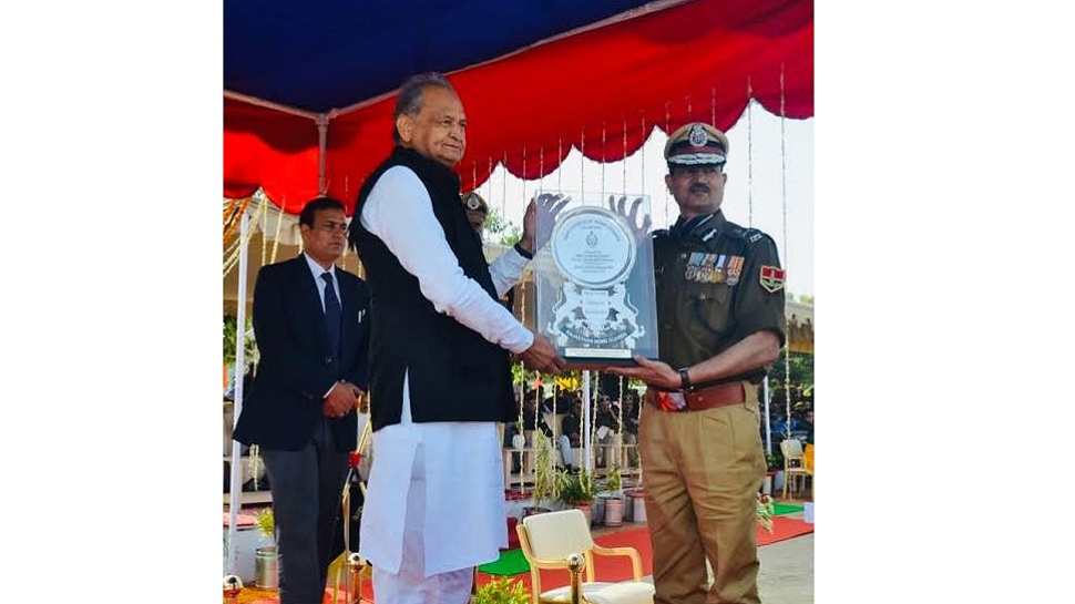 31 मई CM Gehlot फीचर फिल्म ’रोड टू रिफॉर्म’ को करेंगे रिलीज, जानिए क्या है खास 31 मई CM Gehlot फीचर फिल्म ’रोड टू रिफॉर्म’ को करेंगे रिलीज, जानिए क्या है खास