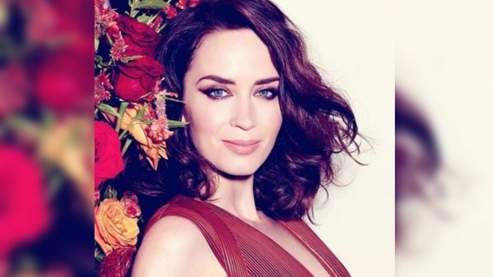 Emily Blunt का पहला KISS था भयानक, शेयर किया हैरान करने वाला एक्पीरियंस