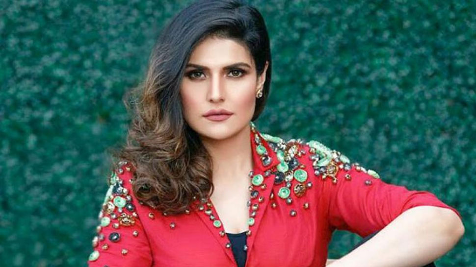 Zareen Khan के साथ डायरेक्टर करना चाहता था किसिंग सीन की रिहर्सल, सुनाया डरावना अनुभव