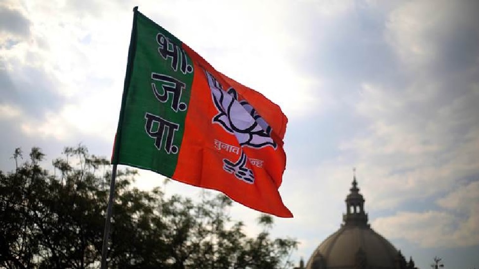 UP में मंत्रिमंडल विस्तार या कोई बड़ा फेरबदल? कल लखनऊ पहुंच रहे BJP के कई बड़े नेता