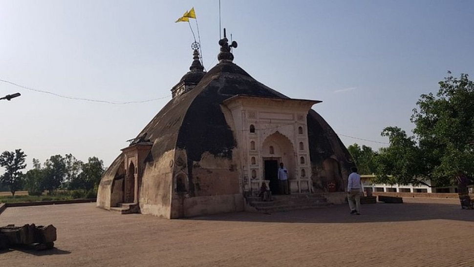 कानपुर का ऐसा मंदिर जो बताता है मौसम का हाल, जानिए किस तरह अनुमान लगाते हैं लोग