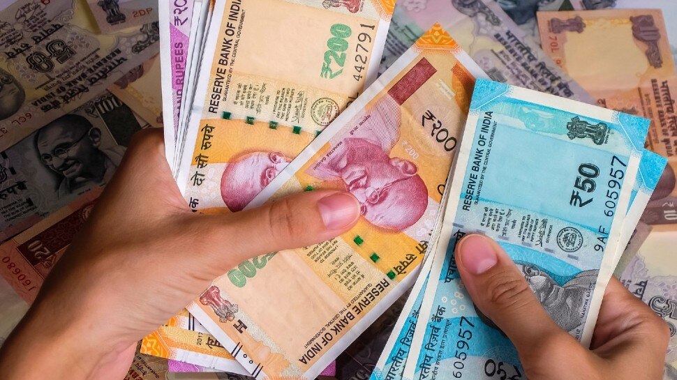 7th Pay Commission: माता-पिता की मृत्यु होने पर बच्चे को मिलती है 1.25 लाख महीना पेंशन, जानिए नया नियम