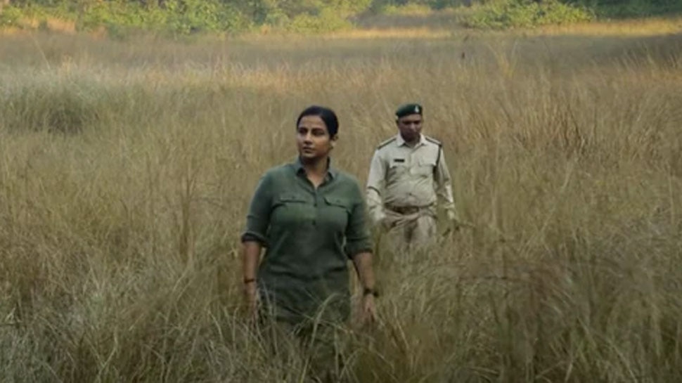 जंगलों में भटक कर क्या तलाश रही हैं Vidya Balan? रिलीज हुआ Sherni का टीजर