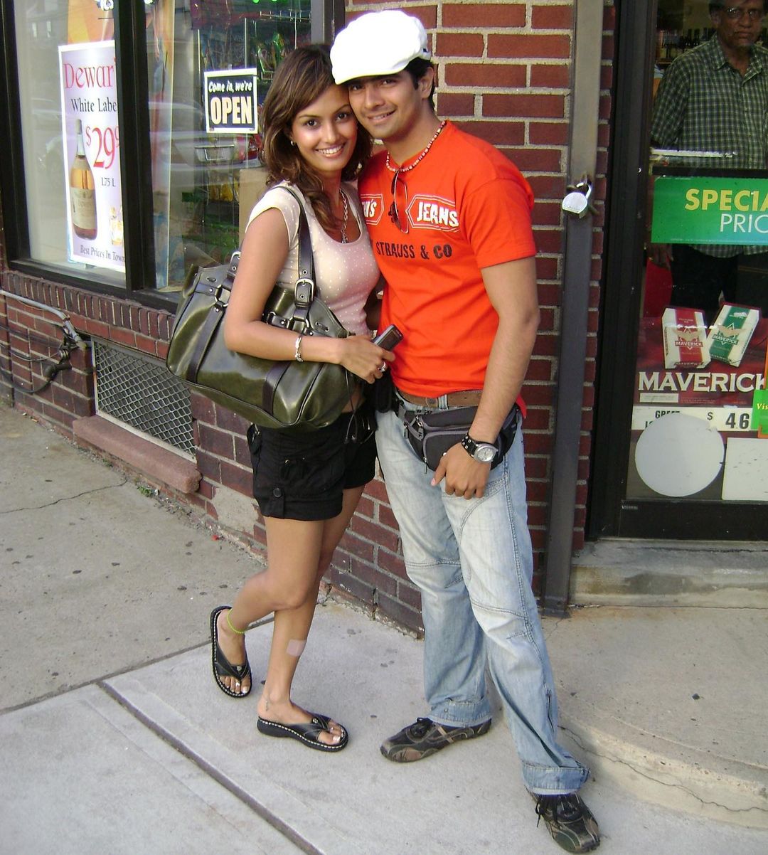 Karan Mehra and wife nisha rawal picture