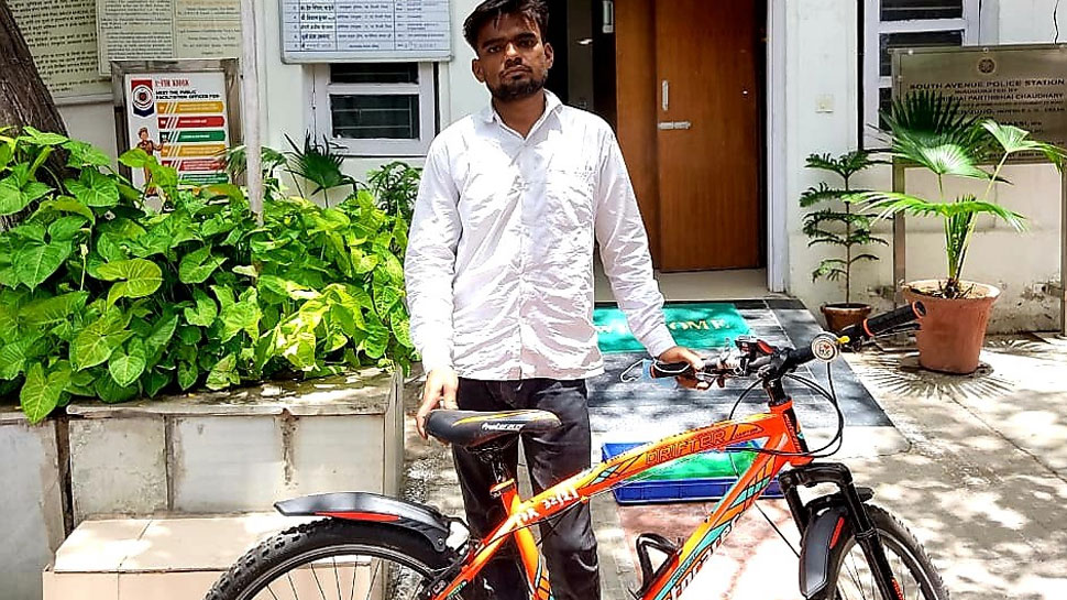 JDU नेता केसी त्यागी के घर से अचानक गायब हुई साइकिल, पुलिस ने यूं ढूंढ निकाला