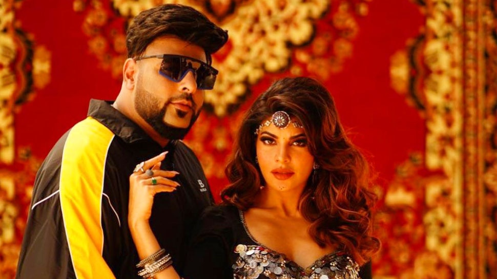 पानी पानी: Badshah के नए गाने की पहली झलक रिलीज, कातिलाना लगी हैं Jacqueline Fernandez पानी पानी: Badshah के नए गाने की पहली झलक रिलीज, कातिलाना लगी हैं Jacqueline Fernandez