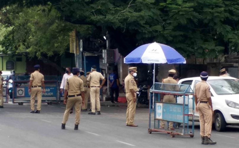 Bihar Police का आदेश, ड्यूटी पर Mobile Phones नहीं इस्तेमाल कर सकते पुलिसकर्मी