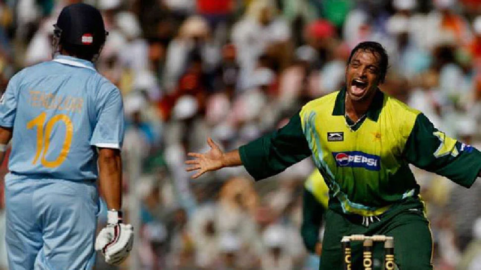 'बॉल टच कर दे, दान कर दूंगा एक मोटरसाइकल', Shoaib Akhtar ने किसे दिया इतना बड़ा चैलेंज?