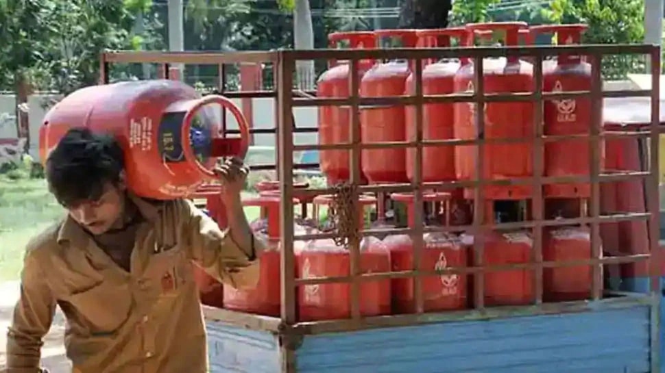 Paytm का खास ऑफर, महज 8 रुपये में मिलेगा LPG सिलेंडर! जल्द ऐसे करें बुकिंग