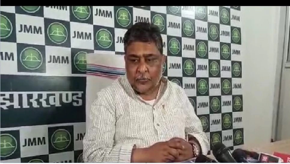 JMM का बाबूलाल मरांडी पर हमला, कहा-पूर्व CM करते हैं आपराधिक लोगों का समर्थन 