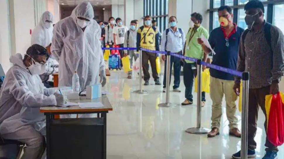 Coronavirus: मुल्क में कोरोना के 1.32 लाख नए मामले और 2,713 लोगों की हुई मौत