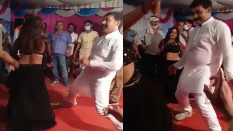 UP: SP नेता ने बार बालाओं के साथ जमकर किया अश्लील डांस, वीडियो वायरल