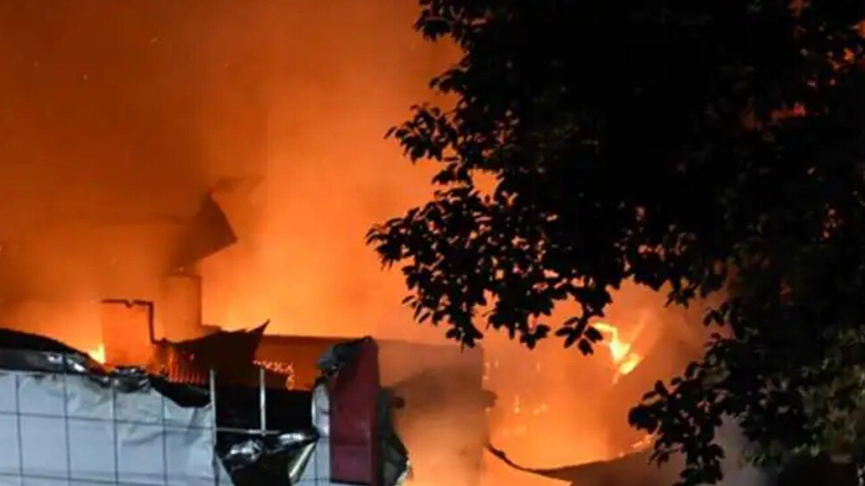 पुणे: कंपनी में लगी भीषण आग, 7 लोगों की मौत