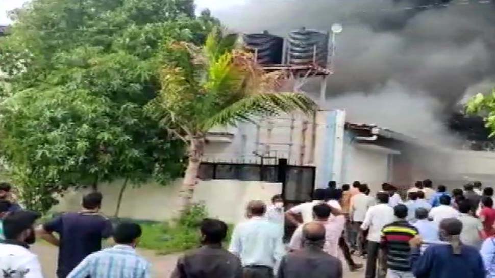 Pune Massive Fire: पुणे की कैमिकल फैक्ट्री में लगी ज़बर्दस्त आग, 12 की मौत, 5 लापता