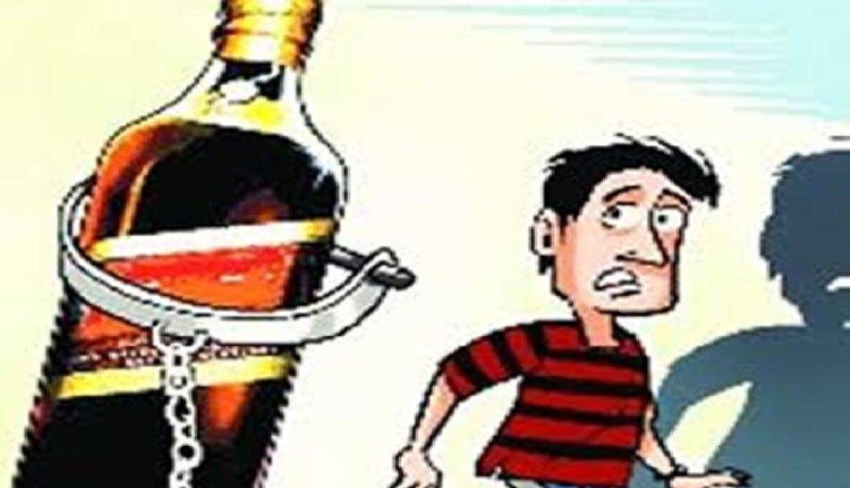 Munger में अवैध शराब का कारोबारी गिरफ्तार, 2 पिस्टल और 22 जिंदा कारतूस बरामद