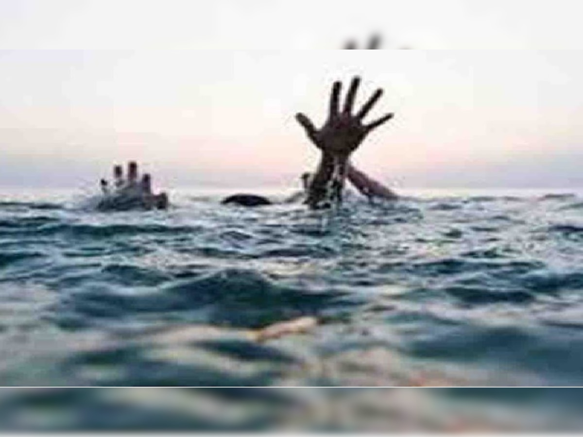  नदी में डूबने से दो युवकों की हुई मौत (प्रतीकात्मक फोटो) 