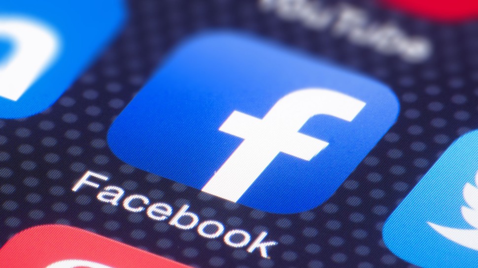 Facebook: यूजर की मौत के बाद अकाउंट पर किसका होता है हक, जानें कुछ खास बातें