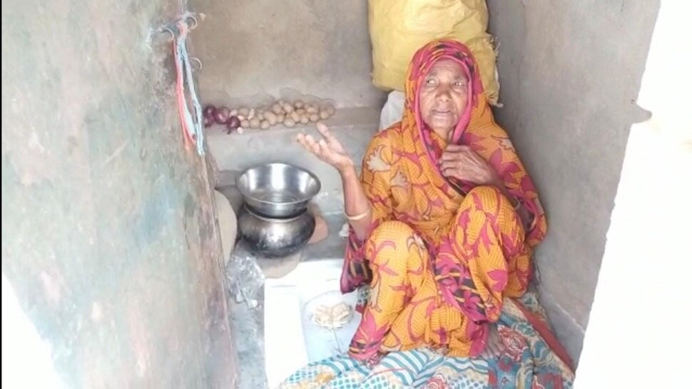 नालंदा में शर्मसार हुई मानवता, शौचालय में जिंदगी गुजार रहीं दादी-पोती, कोई मदद करने वाला नहीं