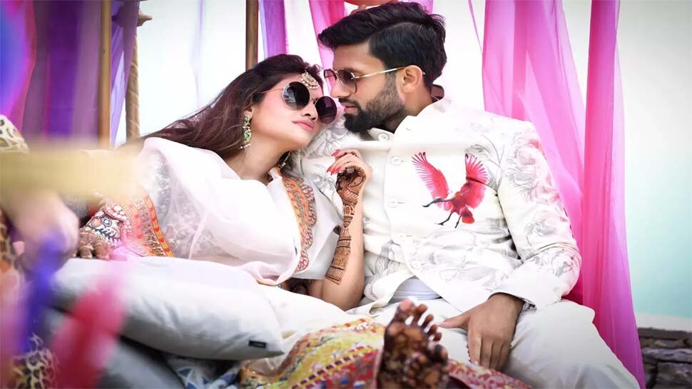 सियासी रुख ले रहा टीएमसी सांसद नुसरत जहां का निखिल जैन से शादी तोड़ने का मामला, बीजेपी नेता ने उठाए सवाल