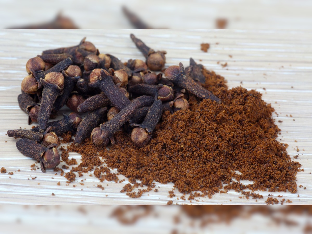 Benefits of Cloves Diseases run away from consumption of cloves, eat