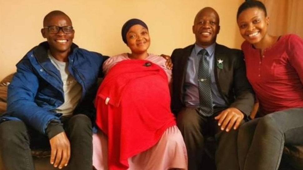 Teboho ने छीन लिया पति Teboho snatched husband