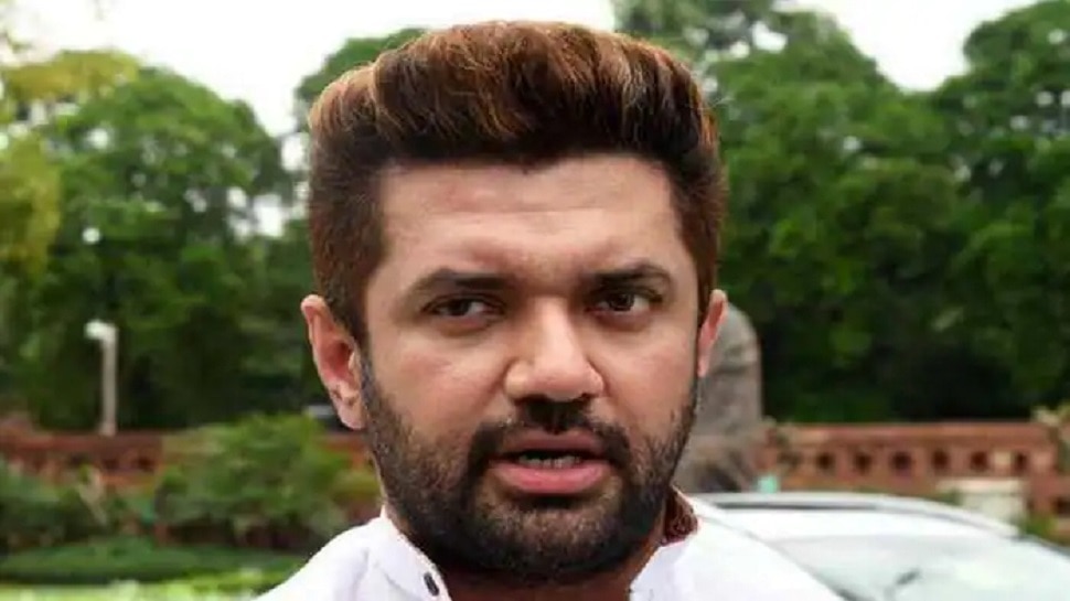 रील लाइफ में फ्लॉप रियल लाइफ में हीरो बनने की चाहत! जानिए Chirag Paswan के 'अकेले' होने की 5 वजह