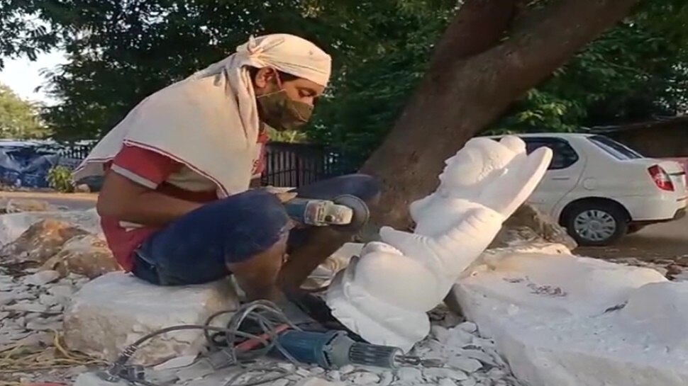 jabalpur bhedaghat sculpture art under financial crisis after coronavirus  pandemic ngmp | कोरोना की मार झेल रही भेड़ाघाट की विश्व प्रसिद्ध मूर्तिकला,  लोगों के सामने पैदा हुआ रोजी ...