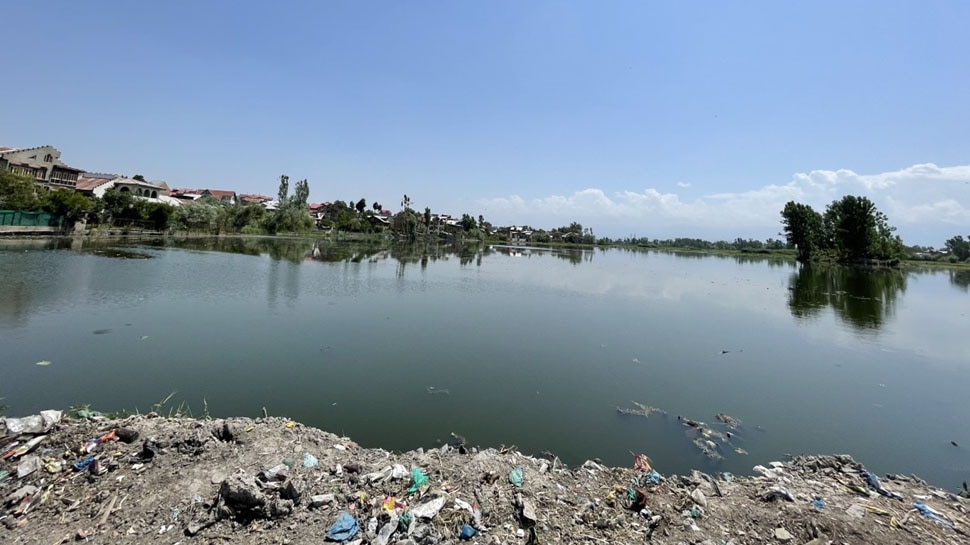 Jammu Kashmir: गाद-कीचड़ से करीब मर चुकी थी Khushal Sar Lake, लोगों ने दोबारा यूं कर दिया जीवित