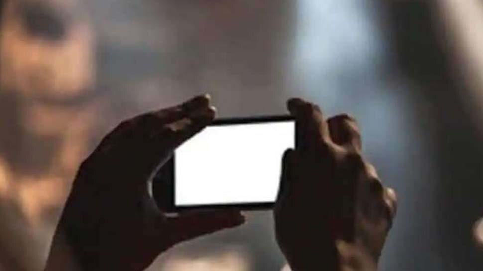 झगड़े के बाद फेसबुक पर डाला पत्नी का अश्लील वीडियो, आरोपी पति गिरफ्तार