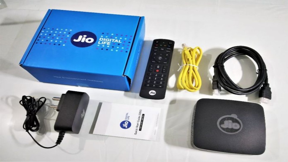 Jio Fiber यूजर्स की बल्ले-बल्ले, लॉन्च हुए नए Postpaid Plans, फ्री OTT Apps के साथ कई फायदे