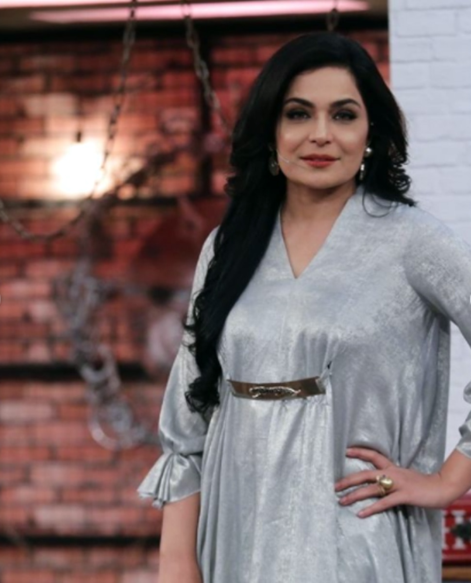 एक्ट्रेस की प्रॉपर्टी पर कब्जा करना है मकसद The motive is to capture the property of the actress