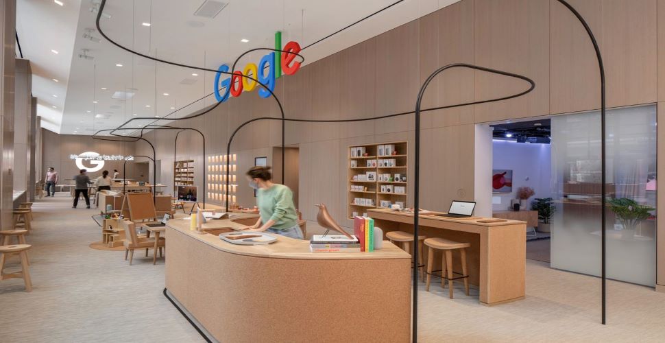 Google opens worlds first retail store 