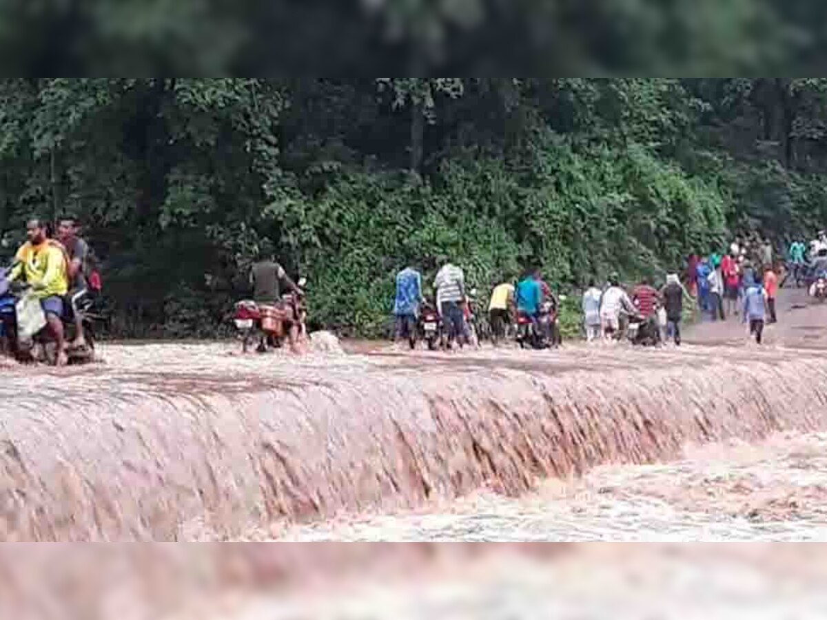 यहां बारिश आफत लाती है, हर साल बाढ़ का दंश झेलने को मजबूर लोग